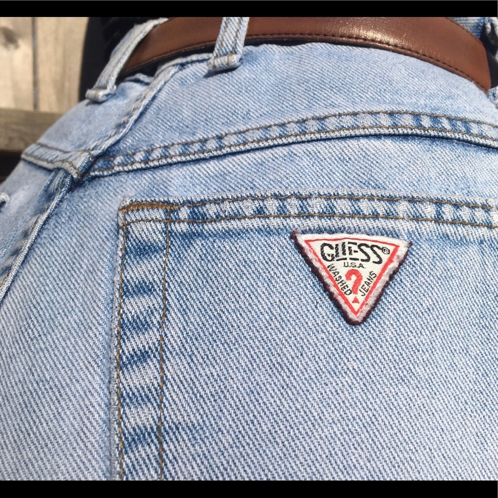 Guess vintage light wash shorts